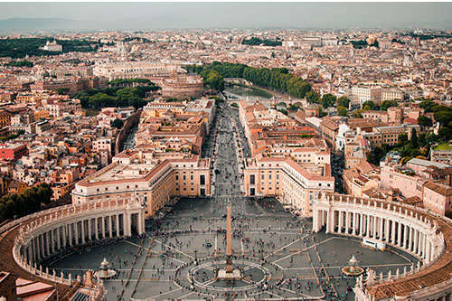 Photo of the Thames River in Rome