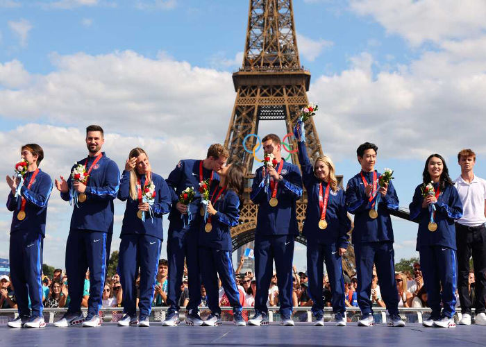 2022 Beijing Winter Olympics USA Gold Metalist Figure Skaters Posing With their Gold Medals